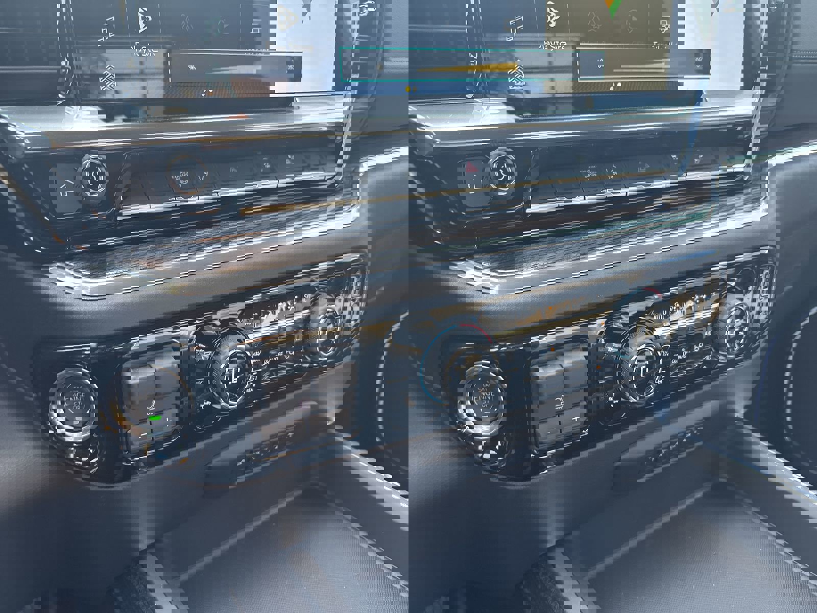 New 2025 Chevrolet Silverado 3500 LT w/ Convenience Package image 21