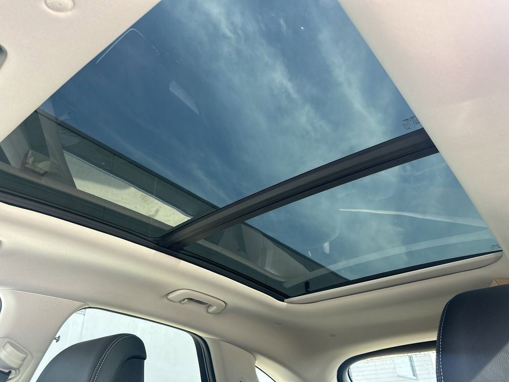 New 2026 Genesis GV70 2.5T Select image 18