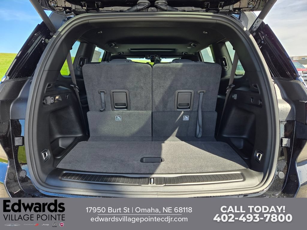 New 2026 Jeep Grand Cherokee L Laredo AWD/4WD image 30