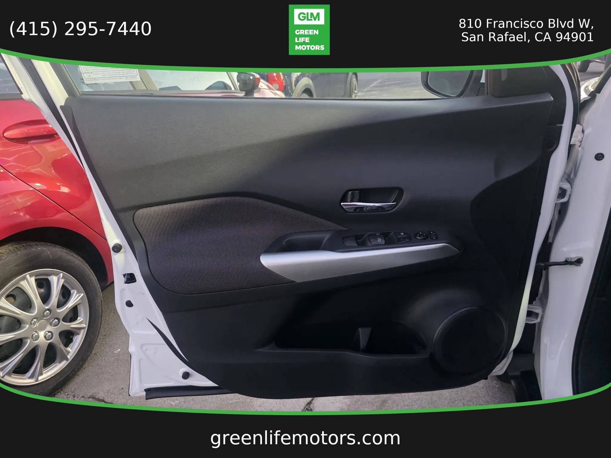 Used 2020 Nissan Kicks SV image 11