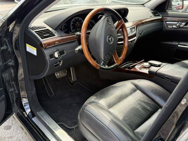 Used 2011 Mercedes-Benz S 550 4MATIC image 5