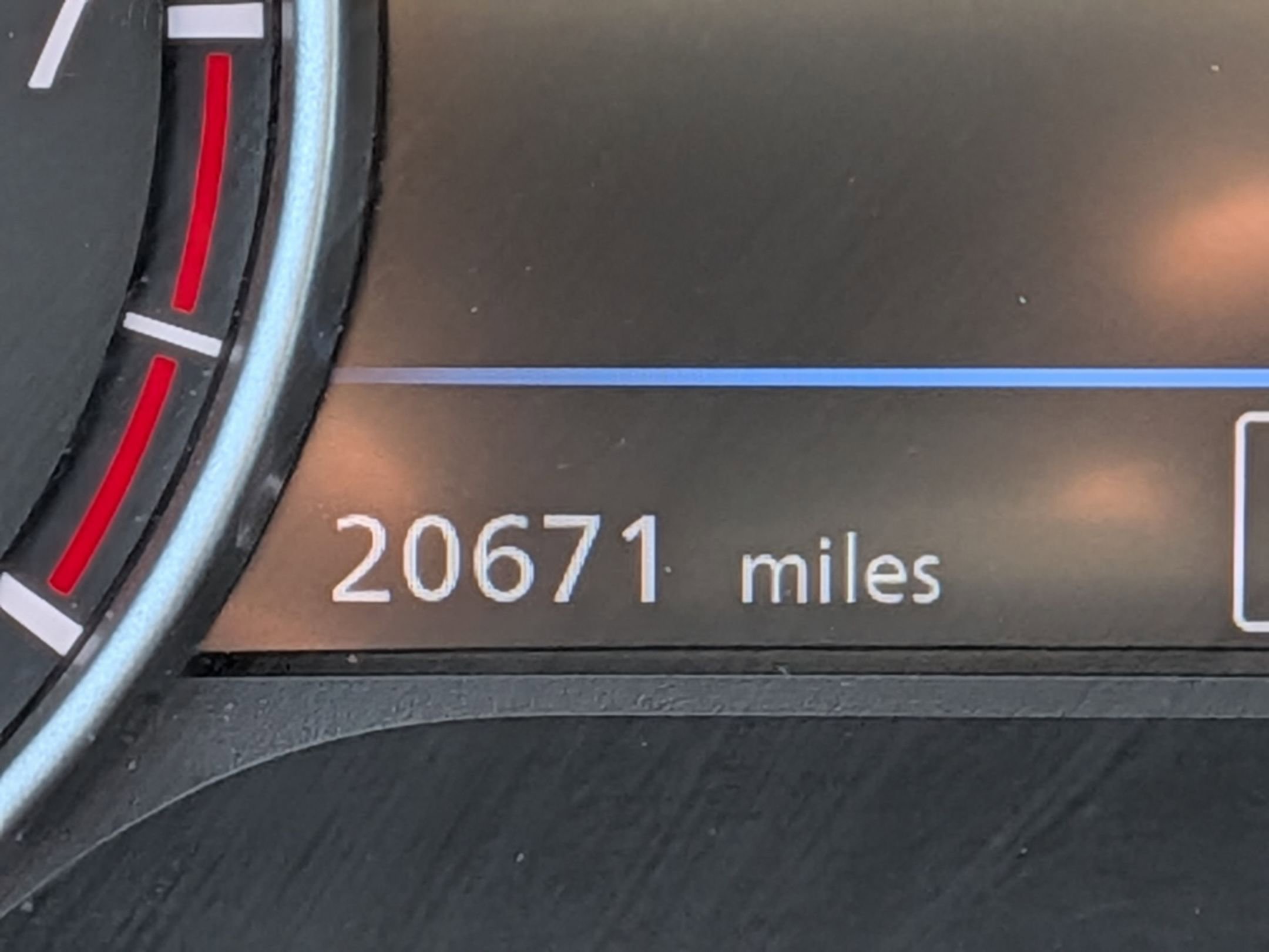 Used 2025 Nissan Sentra SV FWD image 22