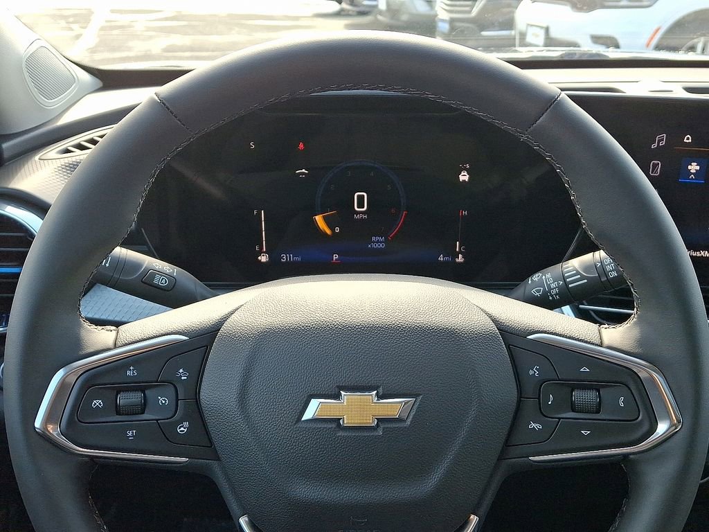 New 2026 Chevrolet Trax LT w/ Sunroof Package image 9