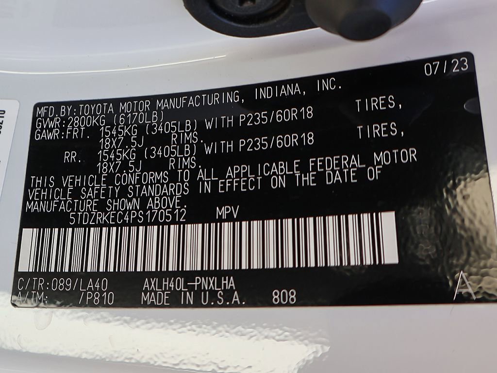 Used 2023 Toyota Sienna Limited FWD image 61