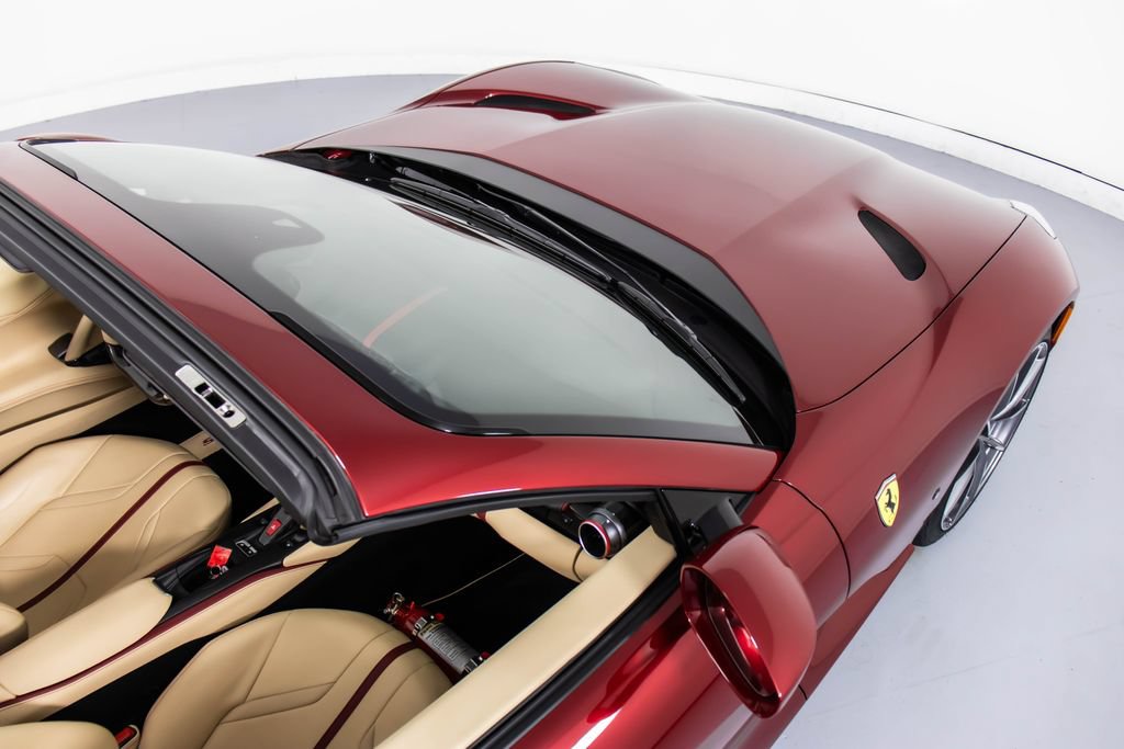 Certified 2022 Ferrari 812 GTS RWD image 18