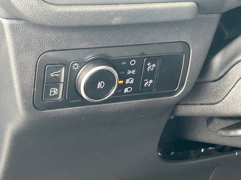 Certified 2024 Ford Escape SE w/ PHEV Premium Package FWD image 37