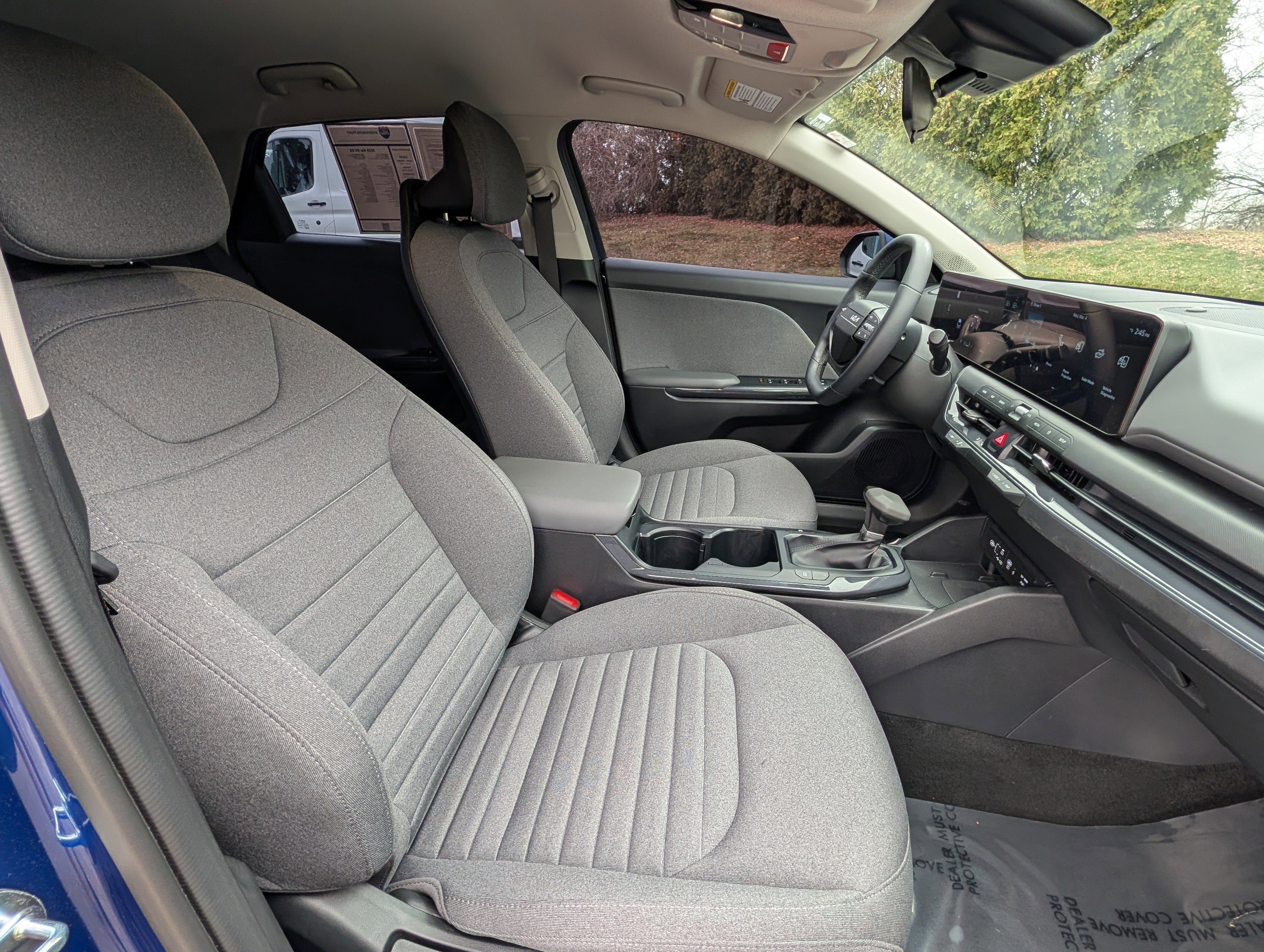 Used 2025 Kia K4 EX image 11