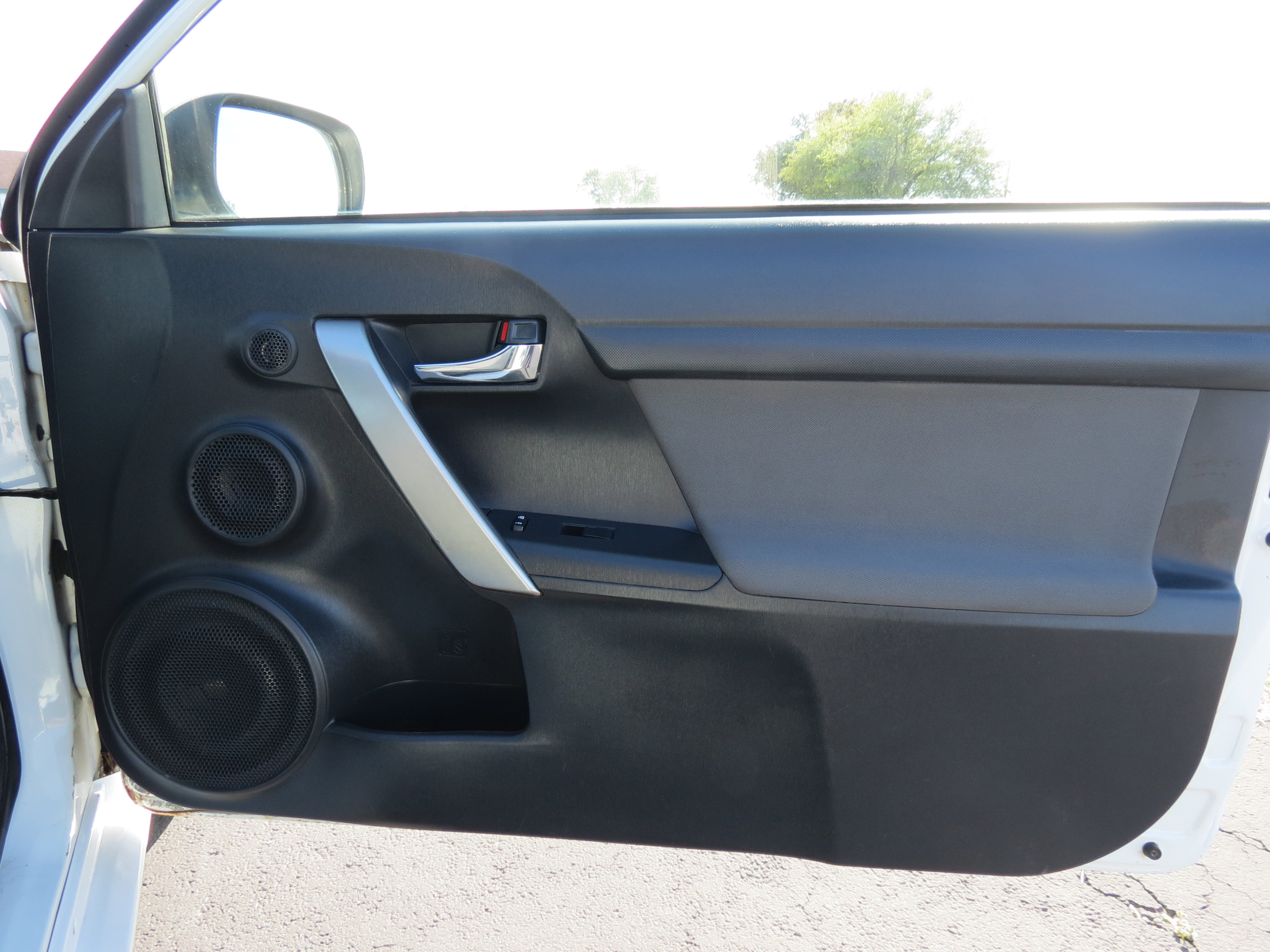 Used 2016 Scion tC 2dr HB Man (Natl) image 22