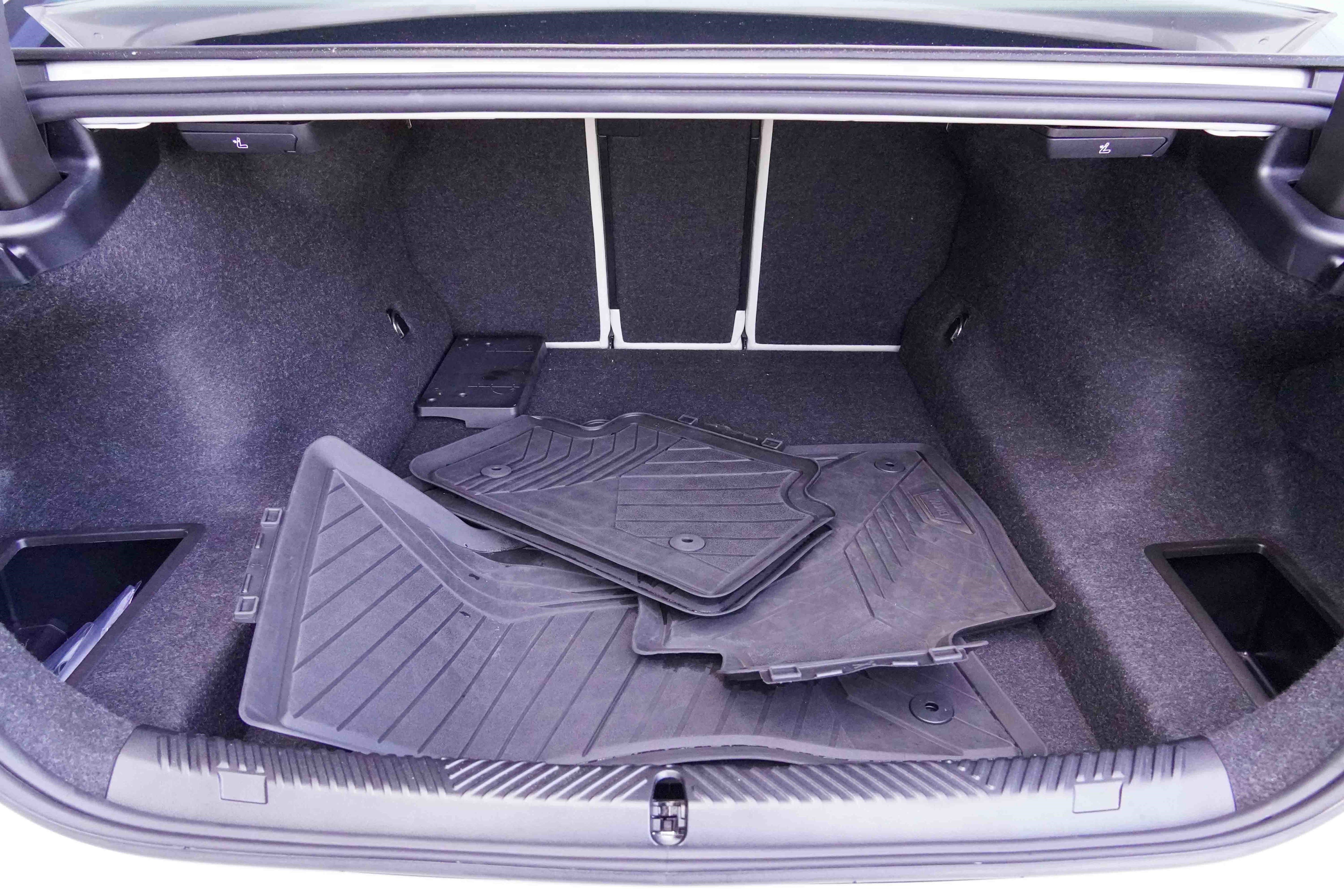 Certified 2025 BMW 530i xDrive image 39