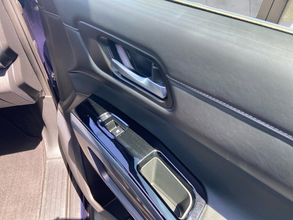 Used 2023 Nissan Pathfinder SL FWD image 13