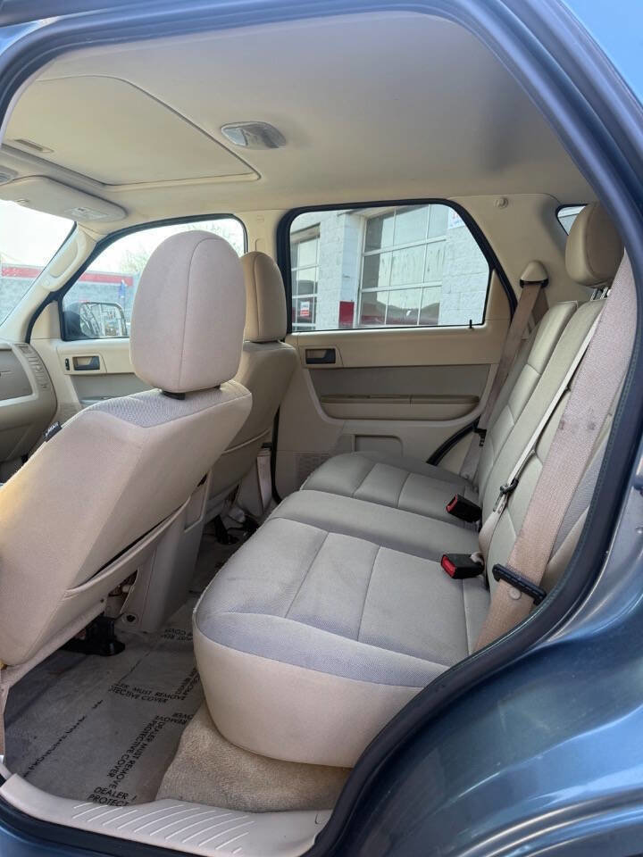 Used 2011 Ford Escape XLT w/ 201A Rapid Spec Order Code image 11