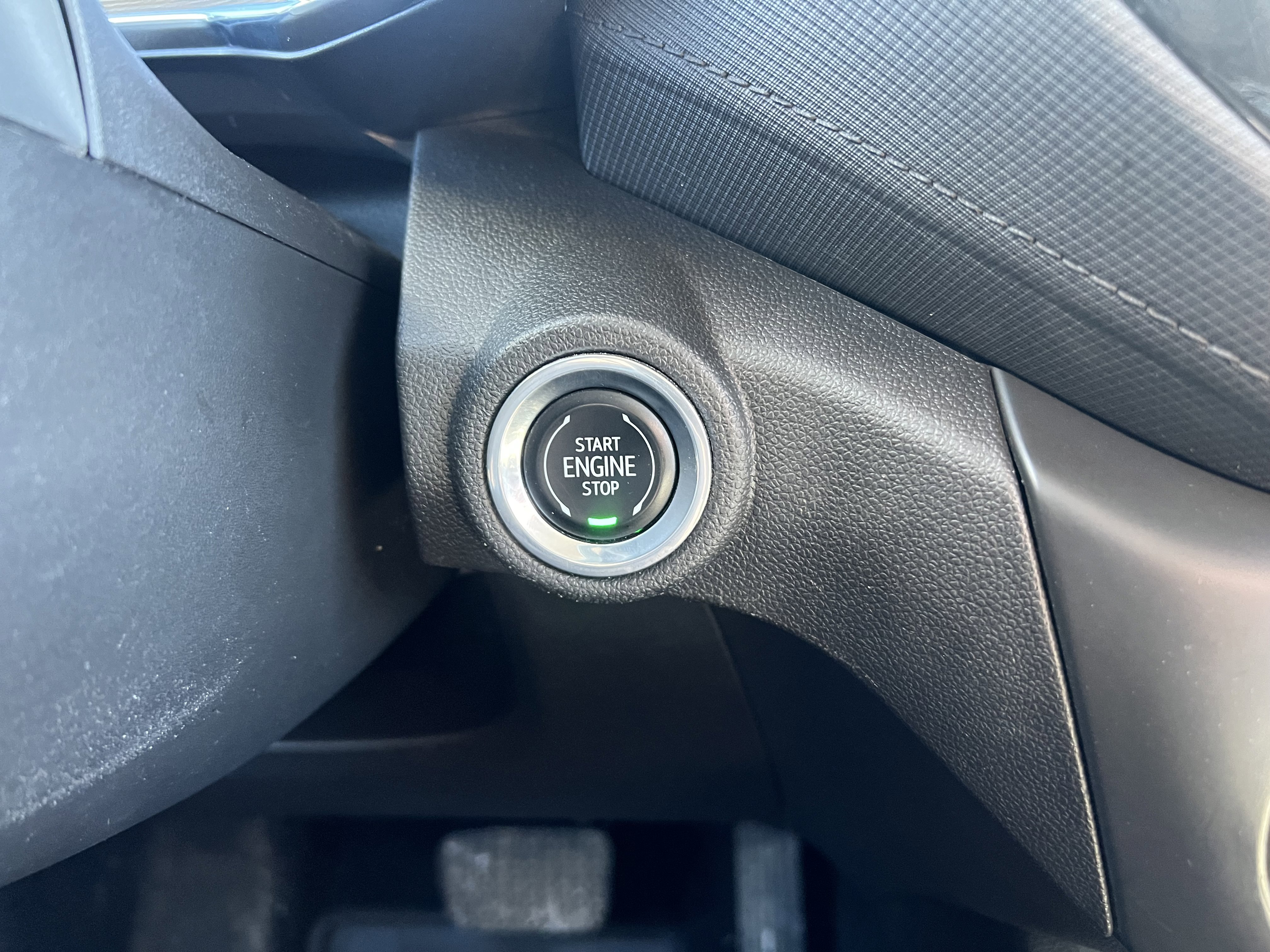 Used 2022 Chevrolet TrailBlazer LT w/ Convenience Package image 23