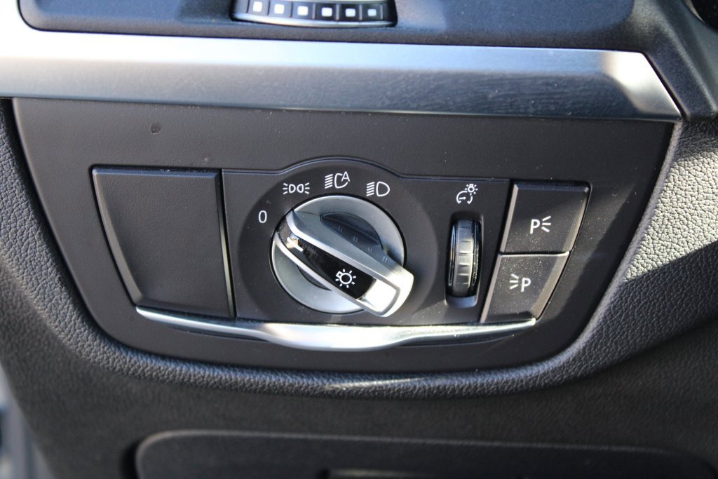 Used 2024 BMW X3 xDrive30i w/ Convenience Package image 12