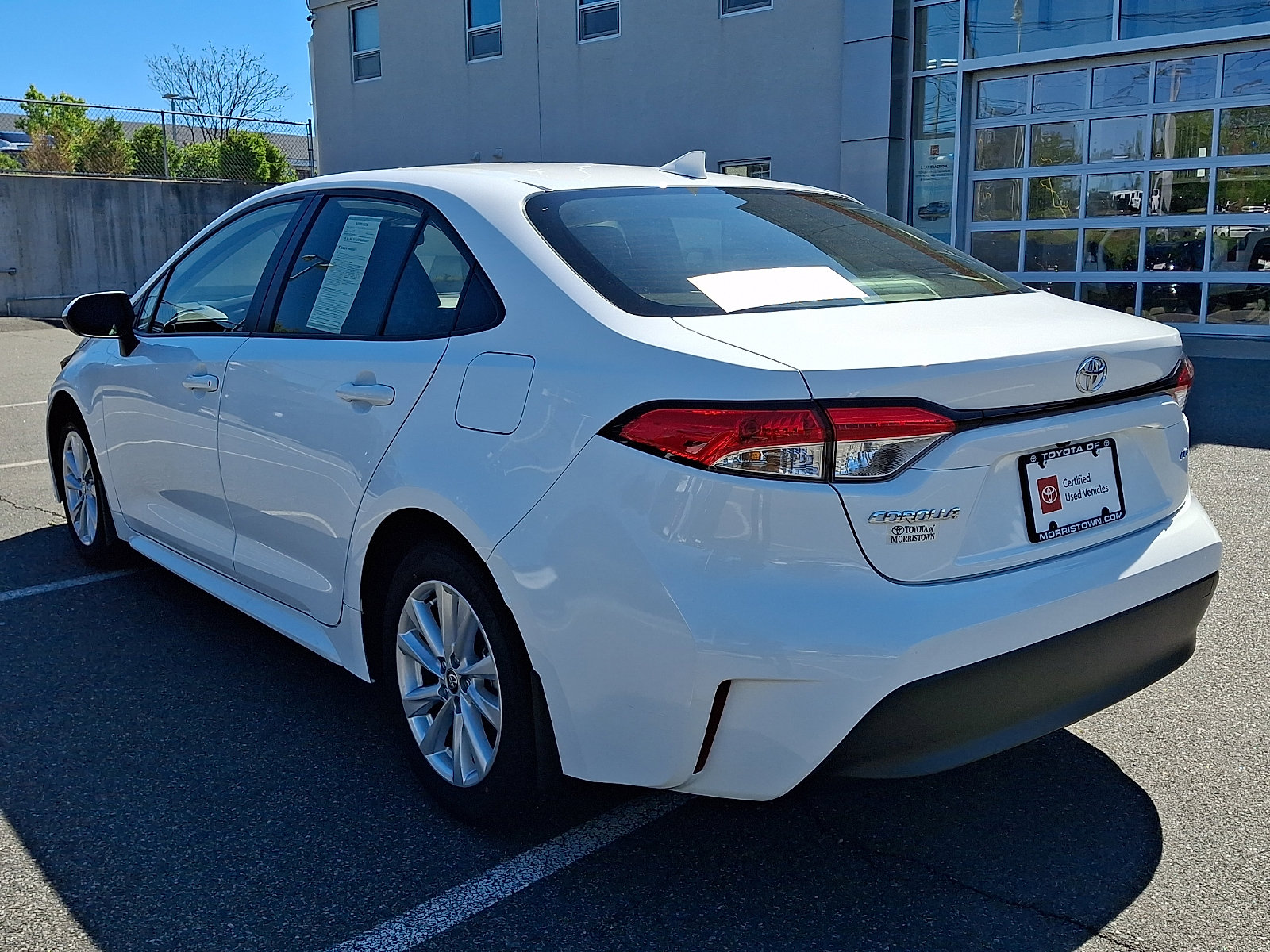 Certified 2023 Toyota Corolla LE w/ LE Convenience Package FWD image 4