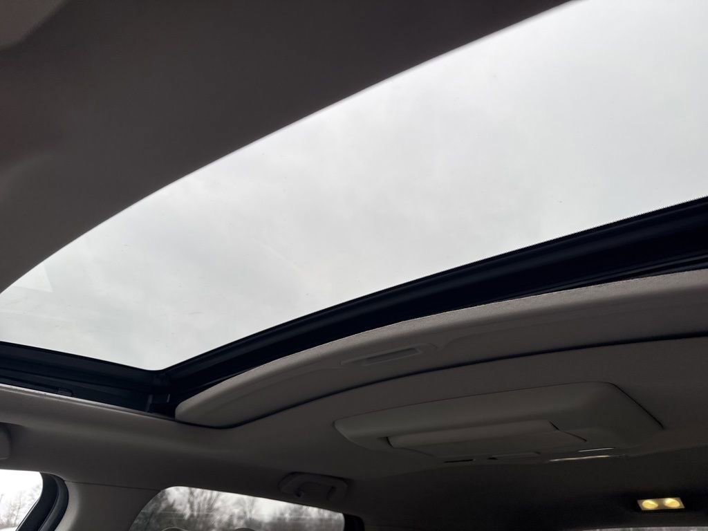 Used 2011 Acura MDX w/ Advance & Entertainment image 17