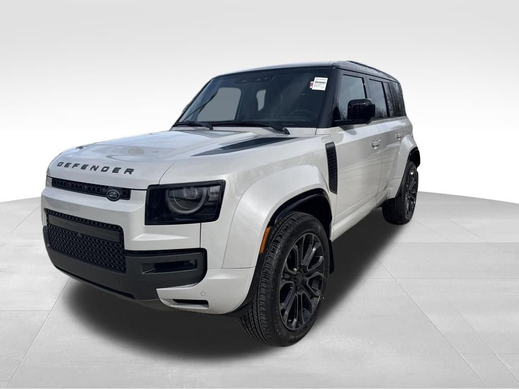 New 2026 Land Rover Defender 110 OCTA 360° Tour