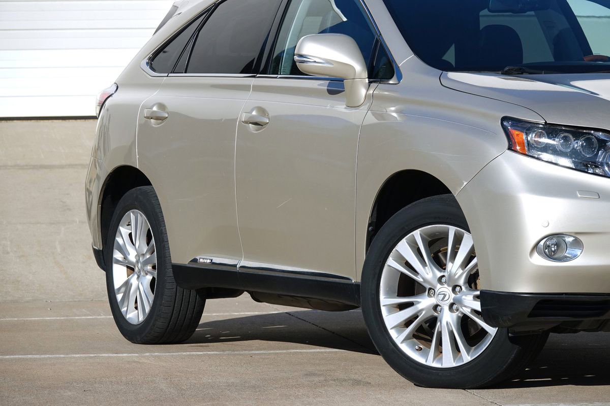 Used 2012 Lexus RX 450h AWD w/ Premium Pkg image 18