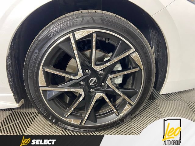 Used 2025 Nissan Sentra SR FWD image 24