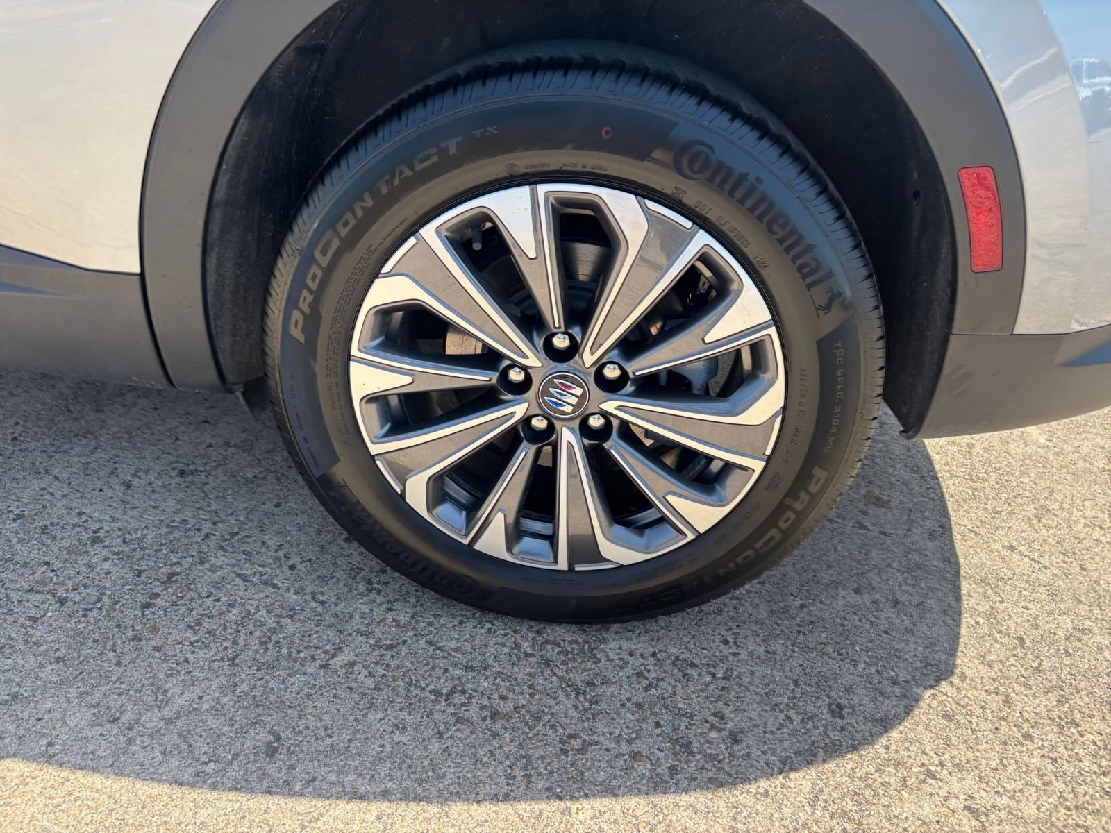 Used 2024 Buick Envision Preferred AWD/4WD image 30