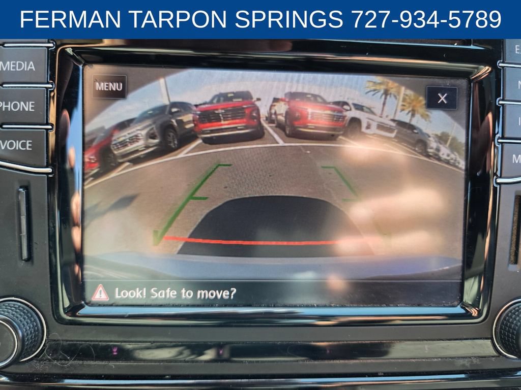 Used 2017 Volkswagen Jetta GLI FWD image 28