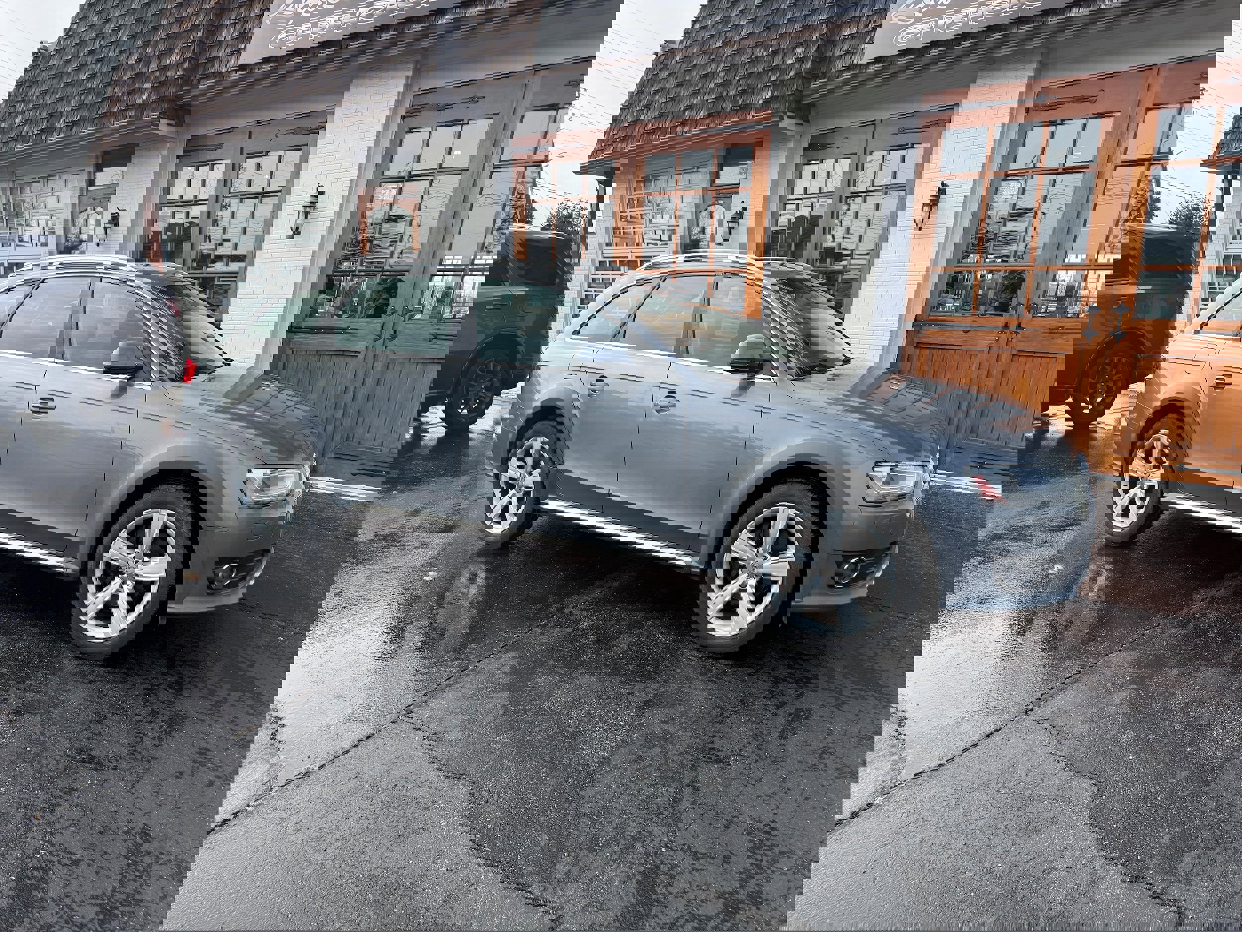 Used 2013 Audi A4 Premium Plus image 1