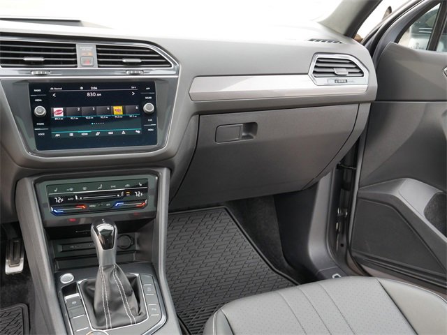 Certified 2024 Volkswagen Tiguan SE R-Line image 23