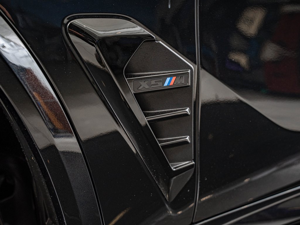 Used 2025 BMW X5 M Competition w/ Executive Package image 18