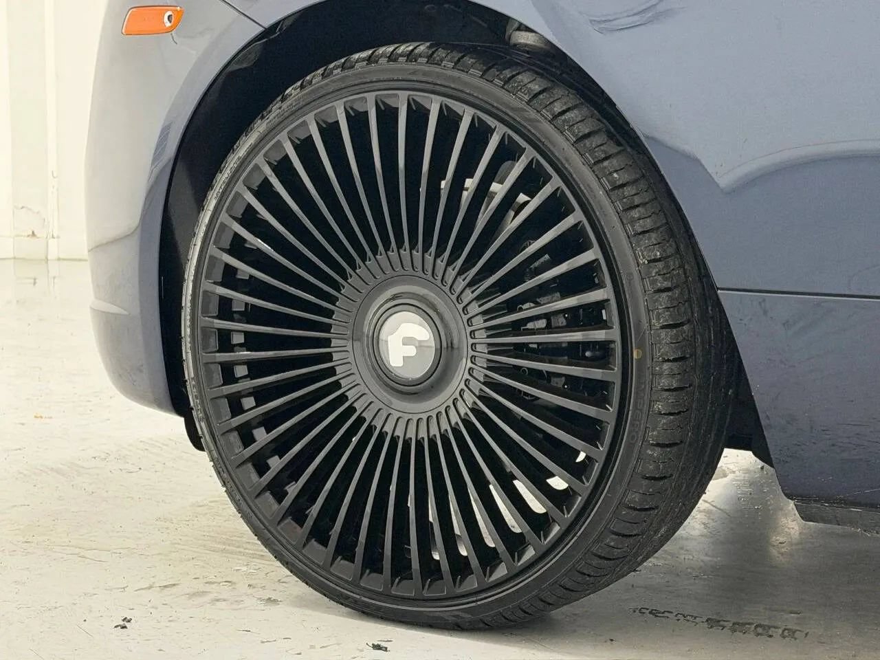 Used 2017 Rolls-Royce Dawn RWD image 42