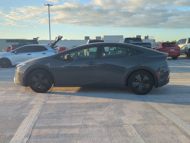 Certified 2024 Toyota Prius LE image 7