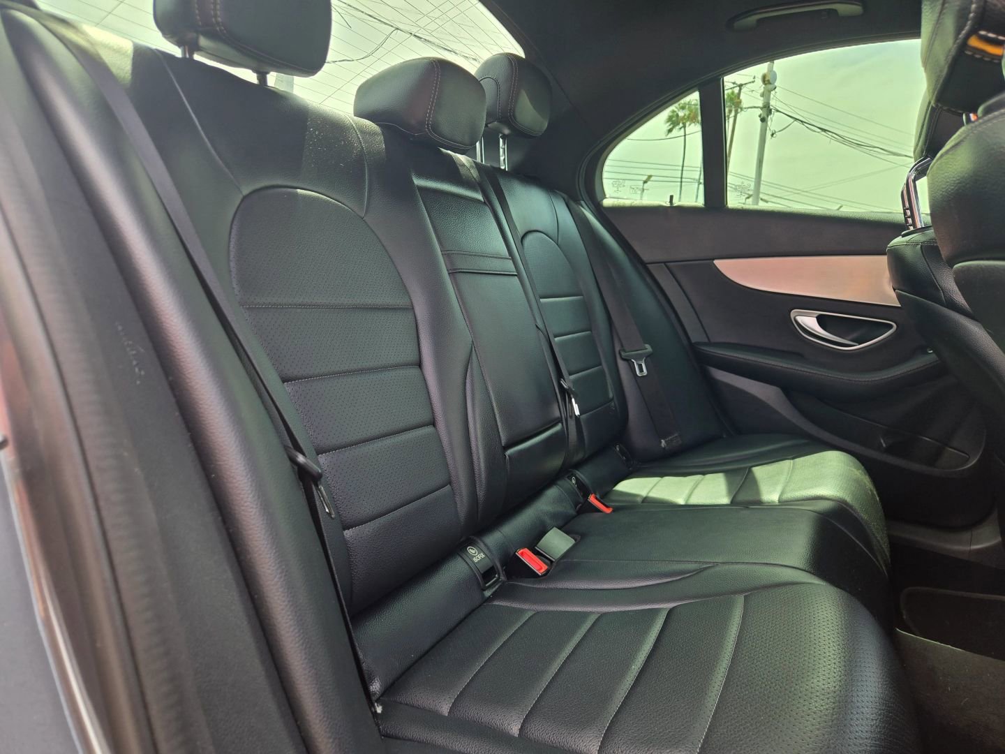 Used 2018 Mercedes-Benz C 300 Sedan image 17
