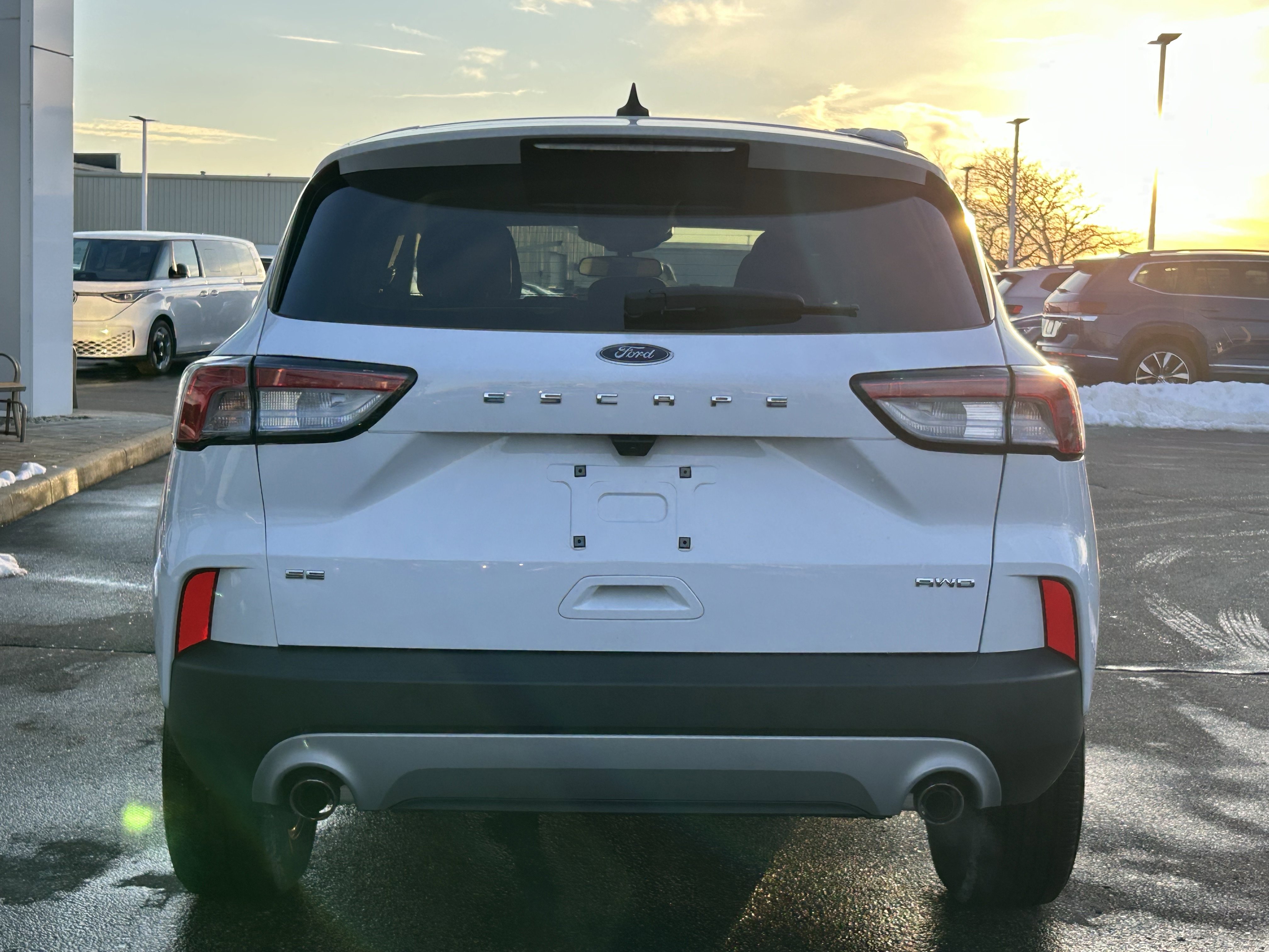 Used 2022 Ford Escape SE w/ Convenience Package image 6