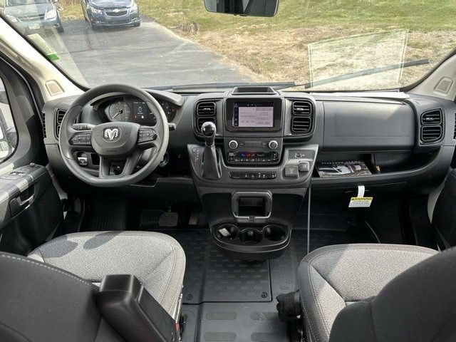 New 2024 RAM ProMaster 2500 w/ Safety Group FWD image 7