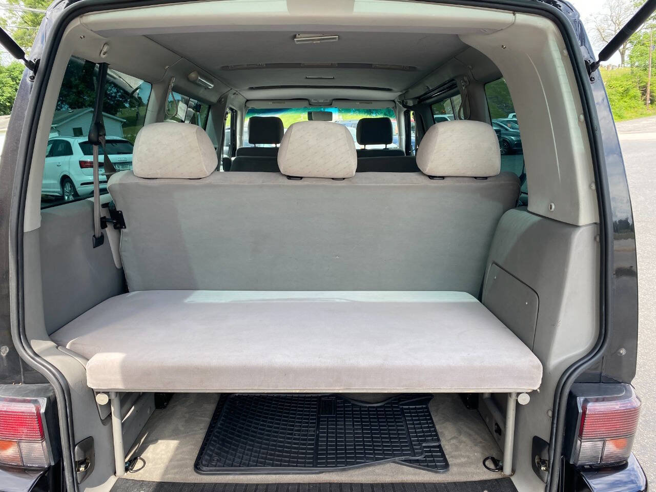 Used 2000 Volkswagen Eurovan MV FWD image 19