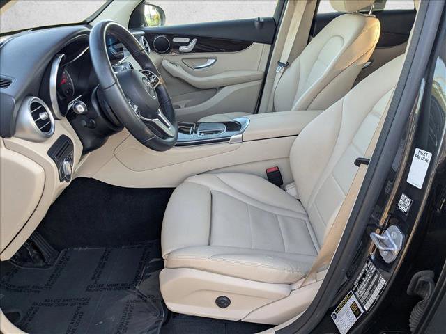 Used 2020 Mercedes-Benz GLC 300 image 15
