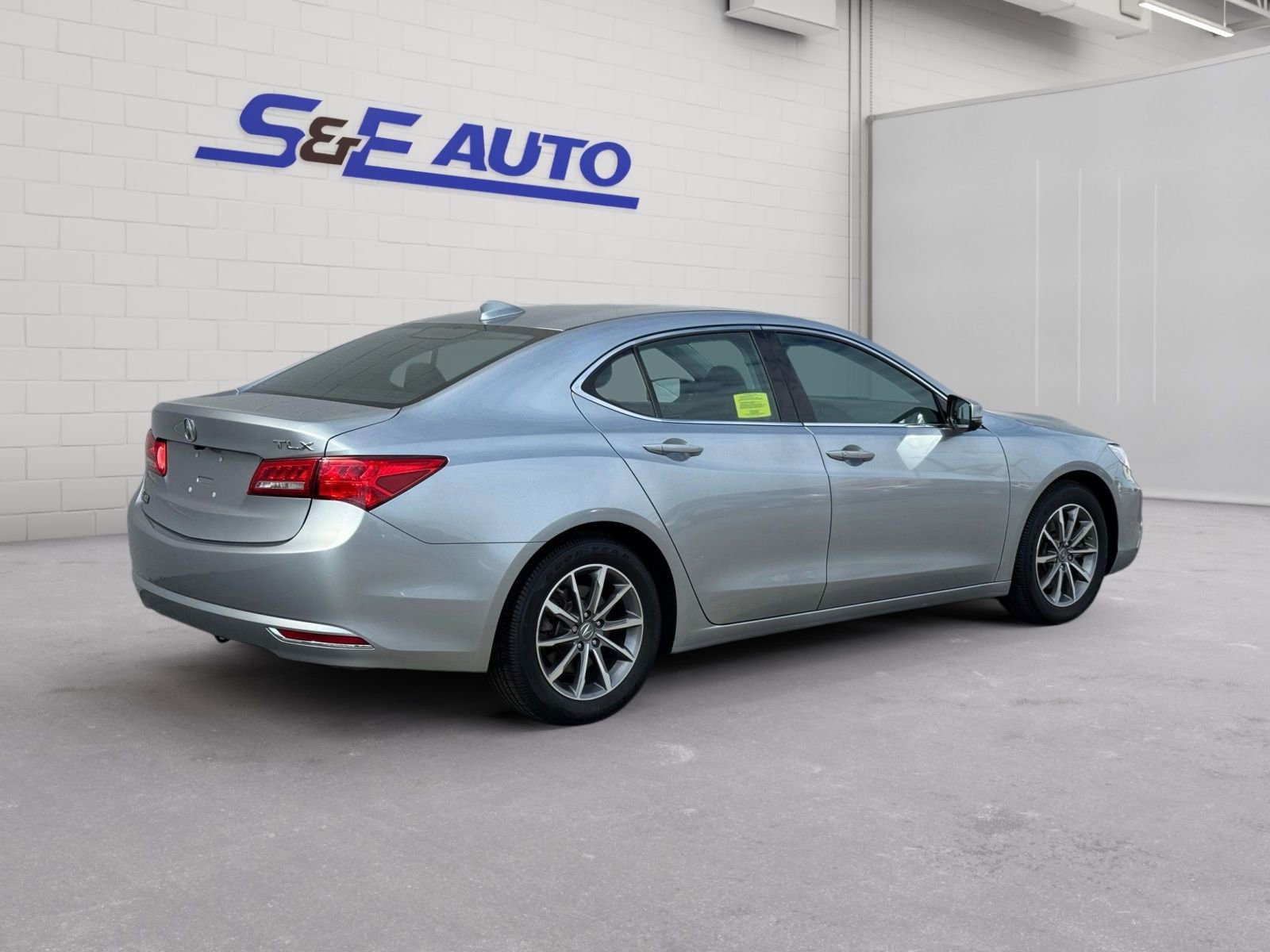 Used 2020 Acura TLX image 6