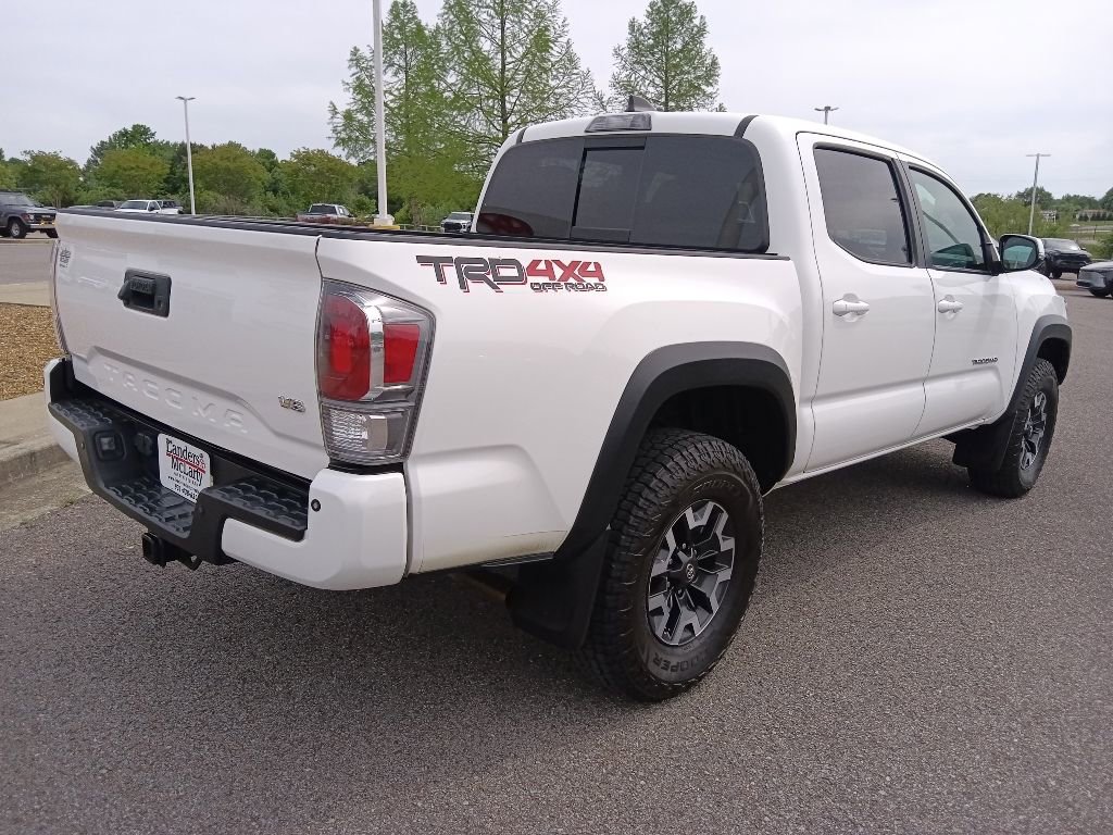 Used 2021 Toyota Tacoma TRD Off-Road w/ Technology Package AWD/4WD image 3
