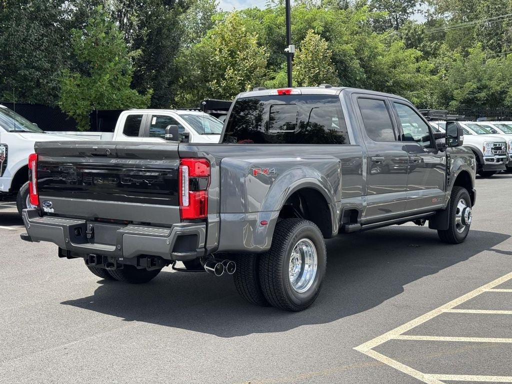 New 2026 Ford F350 Platinum AWD/4WD image 3