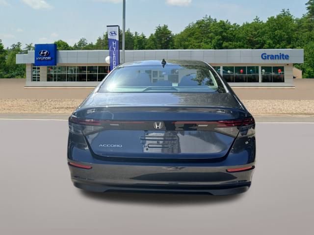 Used 2023 Honda Accord LX image 7