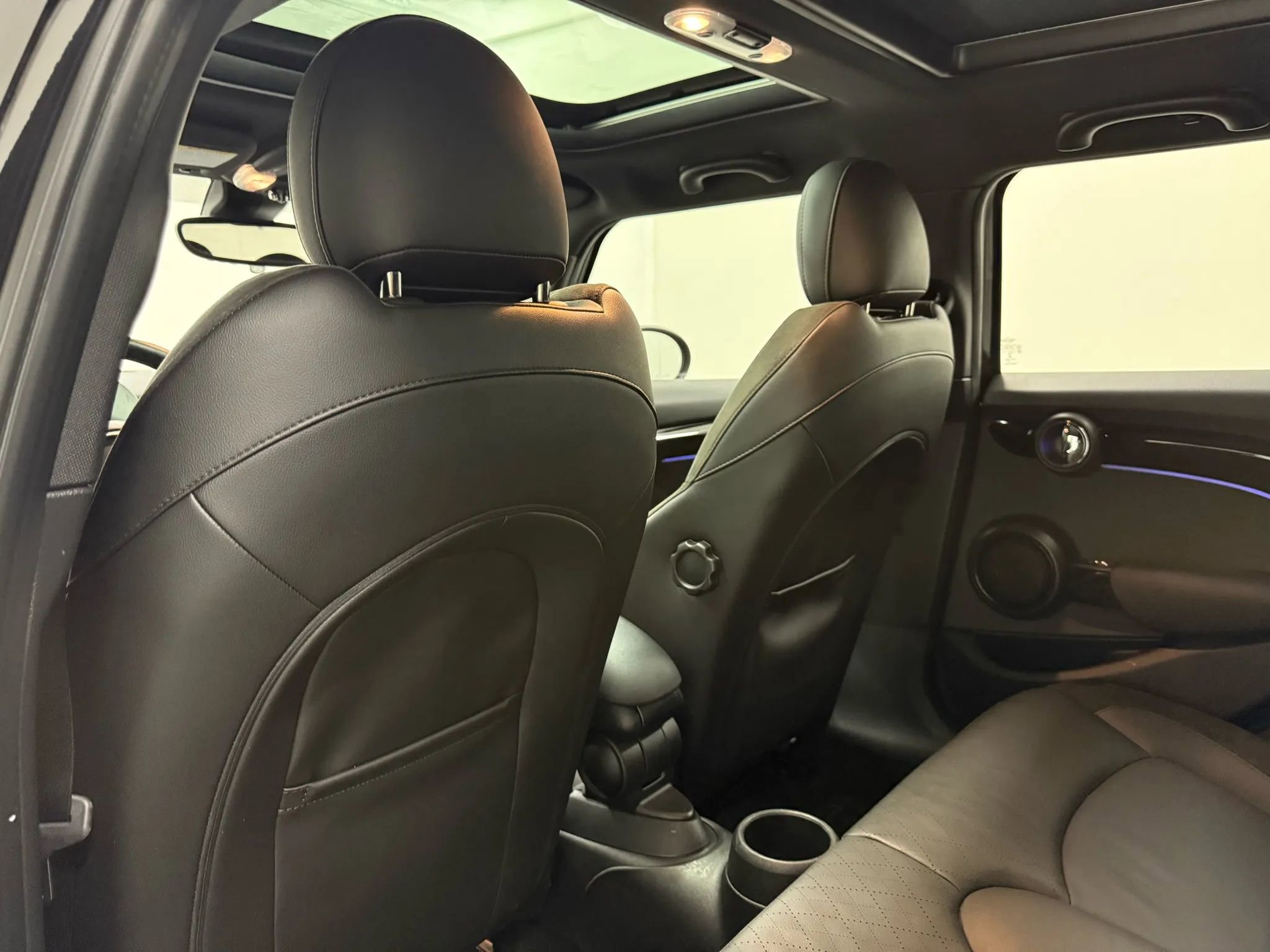 Used 2022 MINI Cooper S image 47