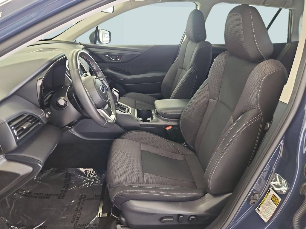 Used 2025 Subaru Outback Premium AWD/4WD image 21