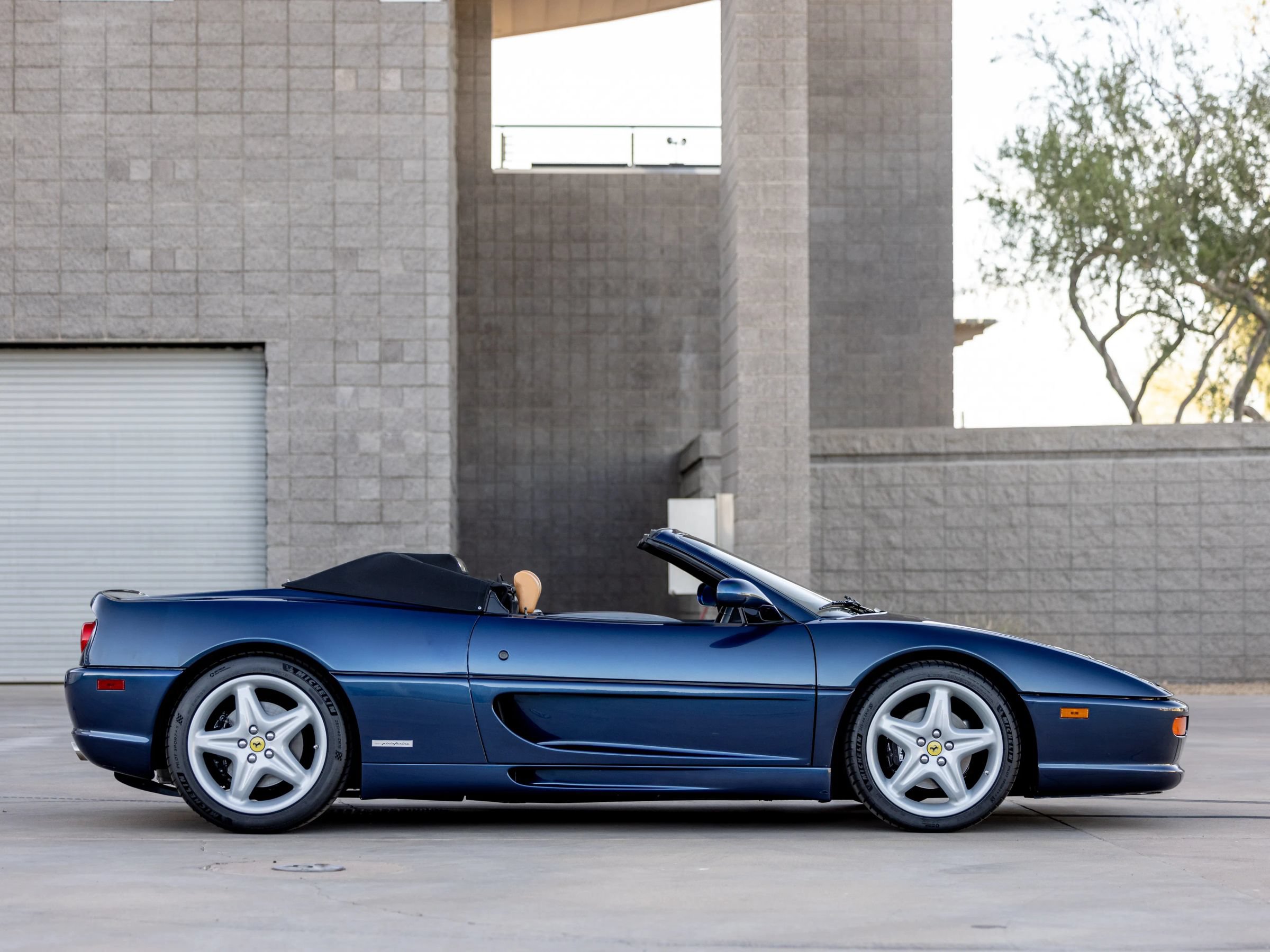 Used 1995 Ferrari F355 Spider RWD image 9