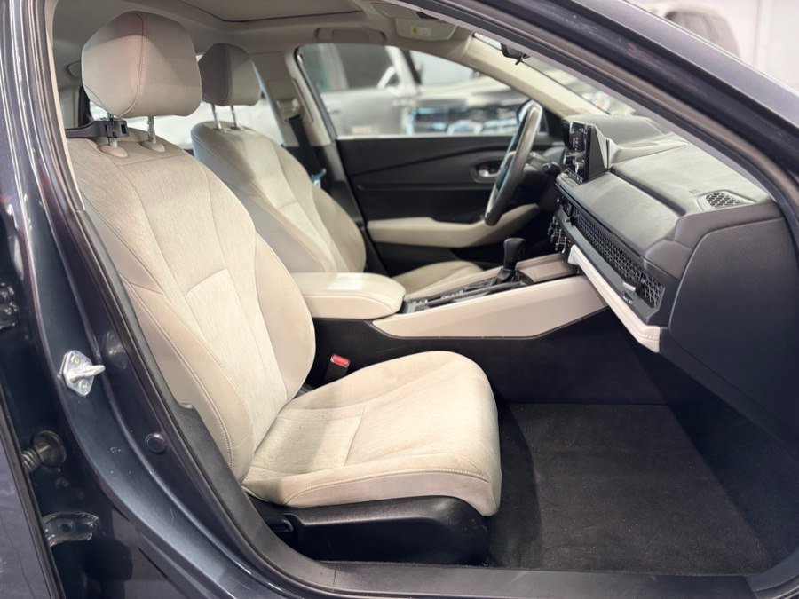 Used 2023 Honda Accord EX image 20