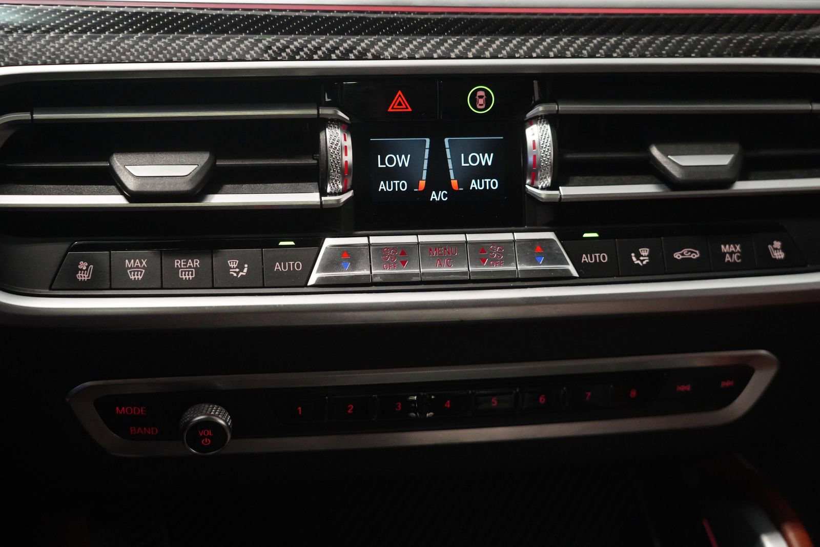 Used 2021 BMW X6 M50i w/ Executive Package image 25