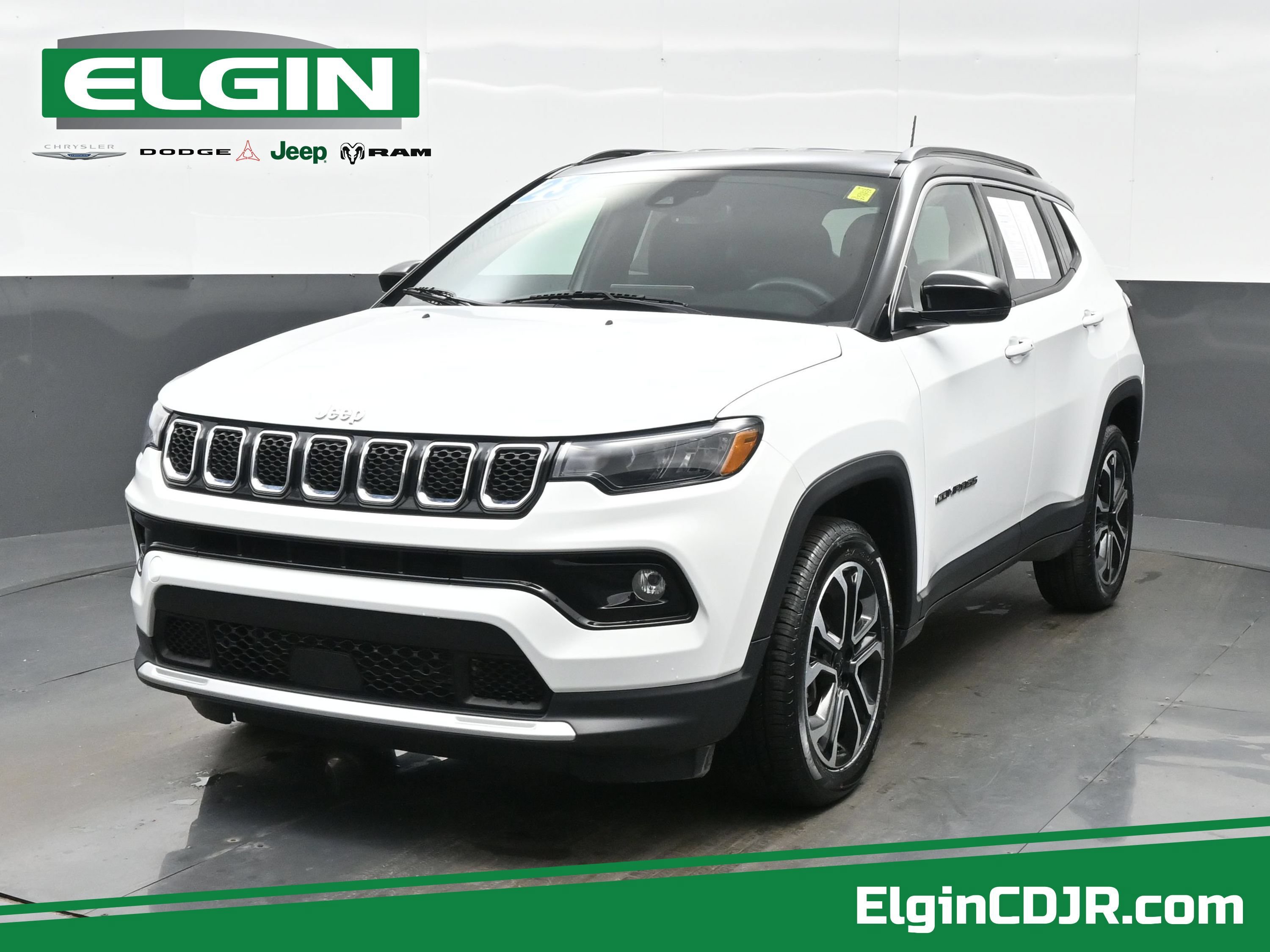 Used 2023 Jeep Compass Limited AWD/4WD image 1