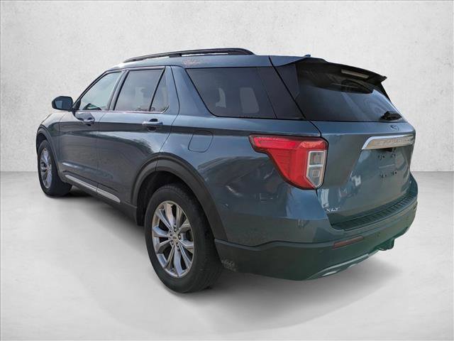 Used 2020 Ford Explorer XLT w/ Equipment Group 202A AWD/4WD image 7