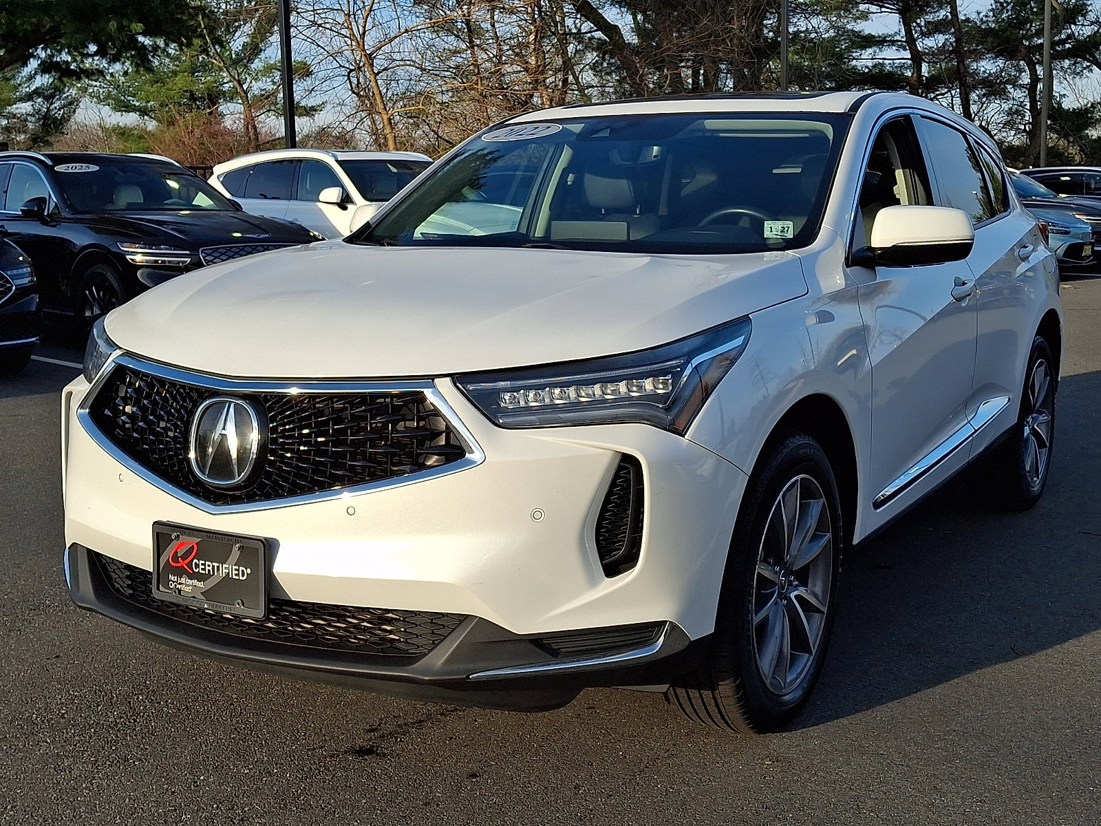 Used 2022 Acura RDX w/ Technology Package image 3