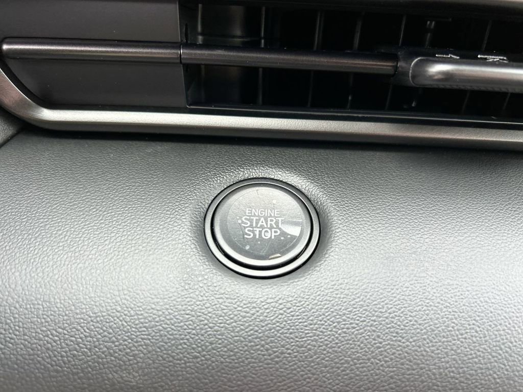 New 2026 Hyundai Elantra Sport FWD image 32
