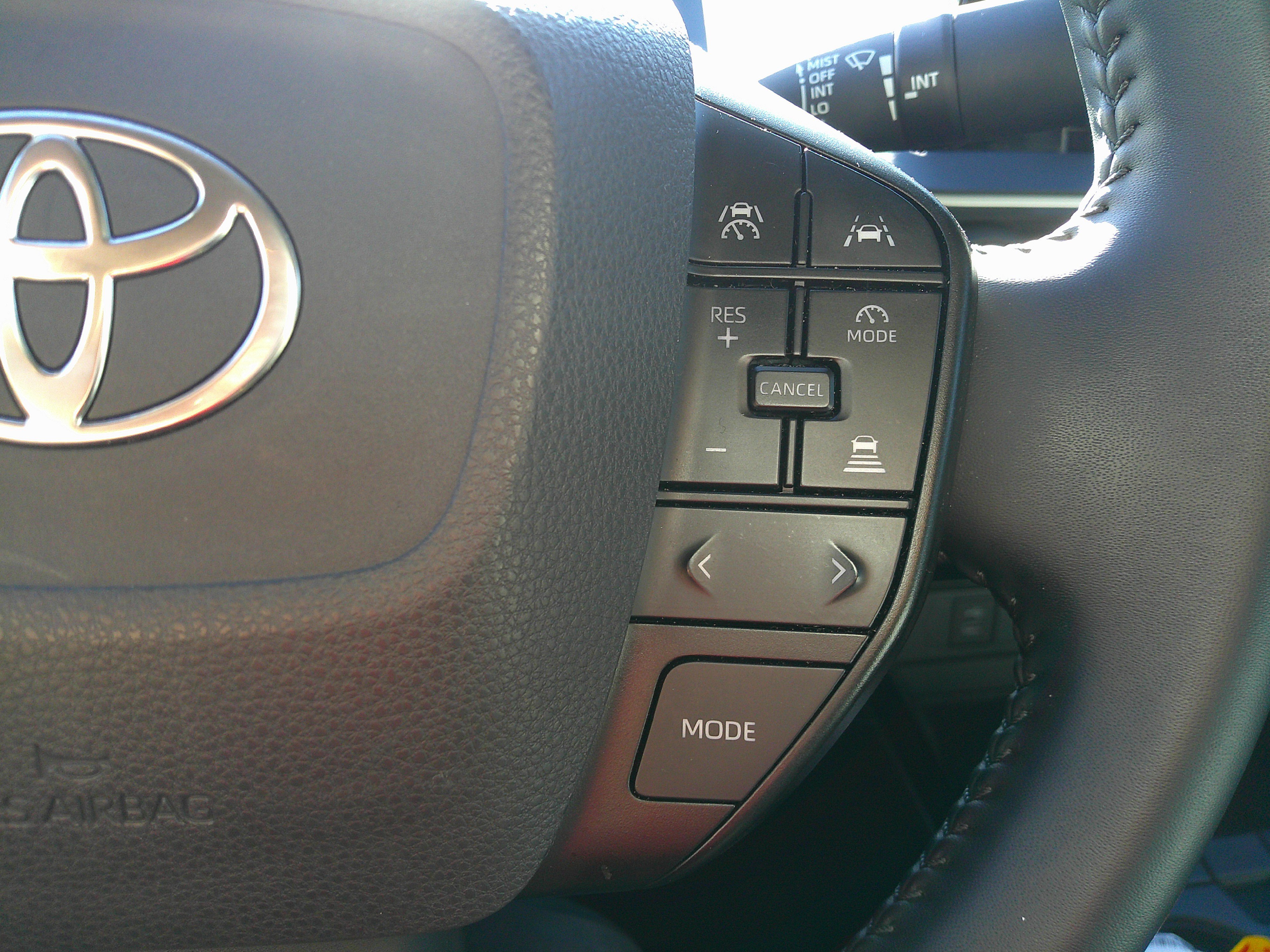 Used 2023 Toyota Prius LE image 21