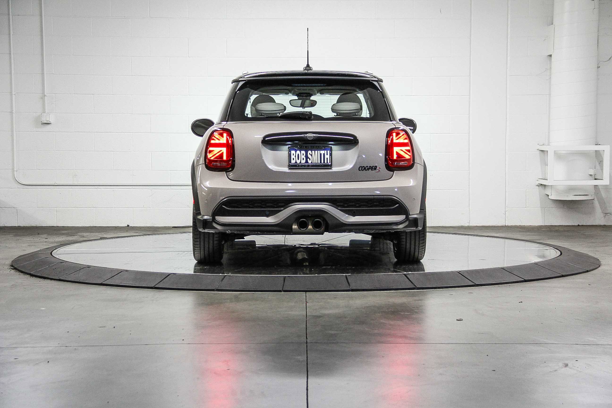 Used 2023 MINI Cooper S FWD image 5