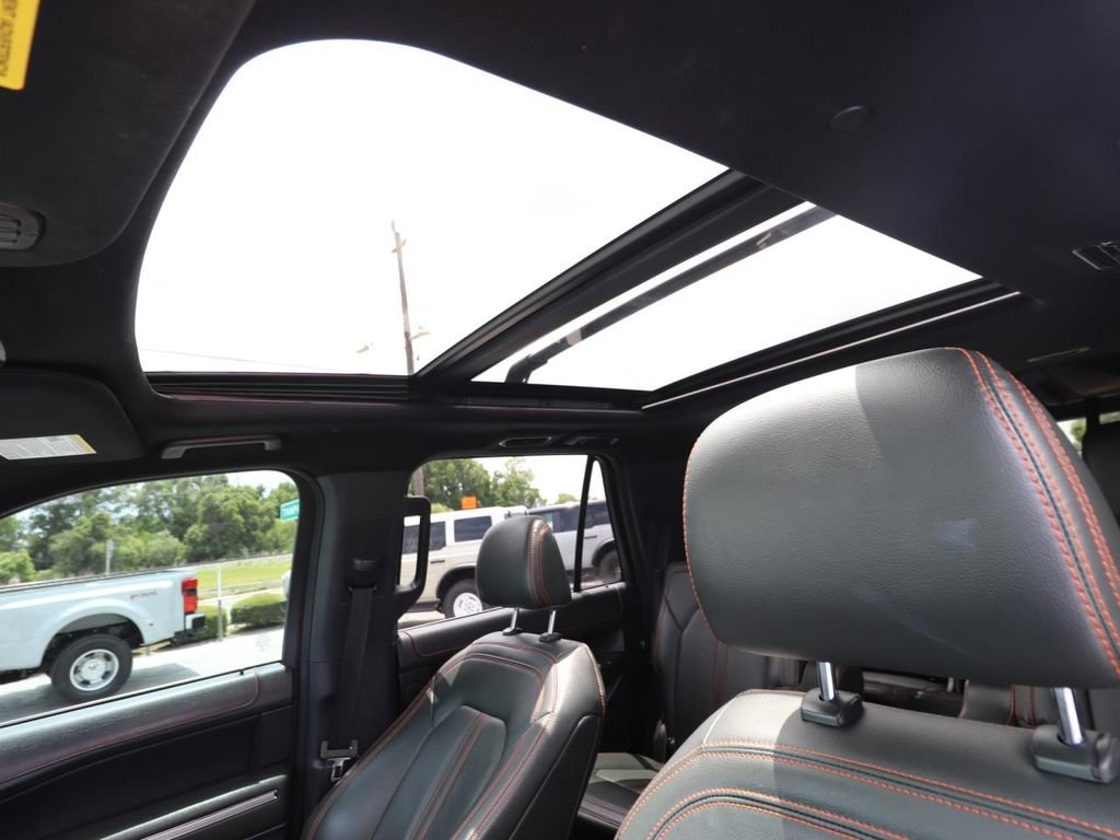 Used 2022 Ford Expedition Timberline image 4